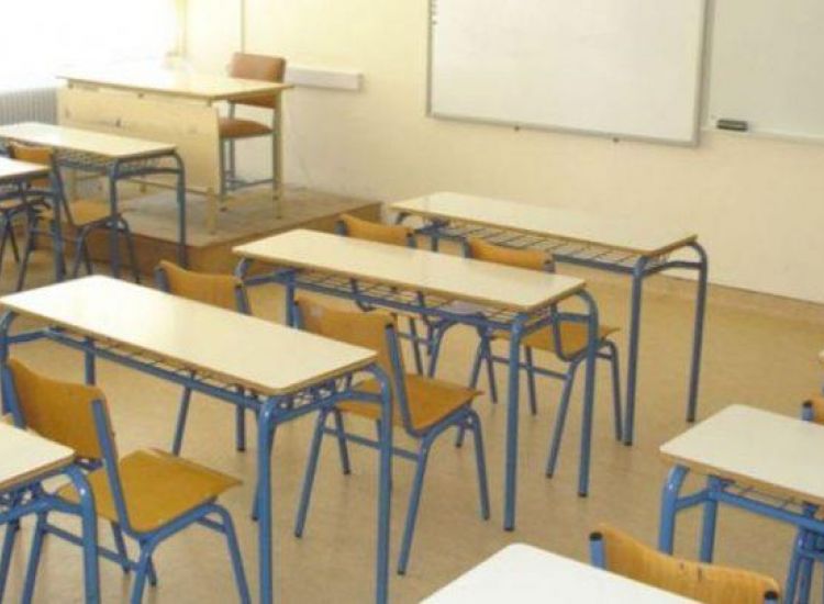 Γονείς ετοιμάζονται να βάλουν κλιματιστικά σε τάξεις - Τους καλεί να κάνουν πίσω η Συνομοσπονδία