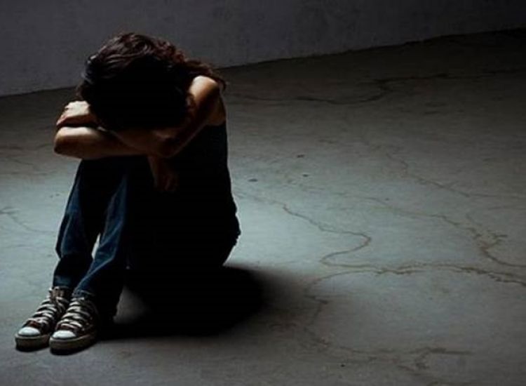 Λύγισε ανήλικη θύμα σεξουαλικής κακοποιήσης από τις συνεχείς αναβολές της δίκης… Κραυγή απόγνωσης από τη μητέρα της