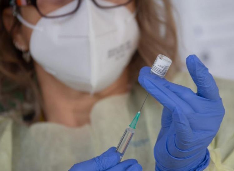Ξεπέρασαν τους 10,000 οι εμβολιασθέντες στην Κύπρο-Νέα ραντεβού τη Δευτέρα
