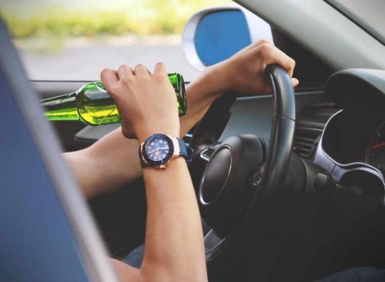 Δεκάδες καταγγελίες σε δύο εβδομάδες για οδήγηση υπό την επήρεια αλκοόλ