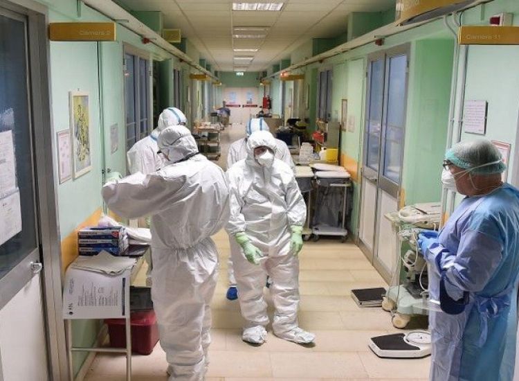 95 νέα κρούσματα κορωνοϊού στην Ελλάδα, συνολικά 1.061, 32 νεκροί