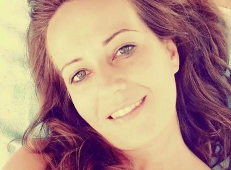 Κορωνοϊός: «Έφυγε» 40χρονη στην Ελλάδα - Είχε χάσει τον πατέρα της από τον ίδιο ιό πριν δέκα μέρες