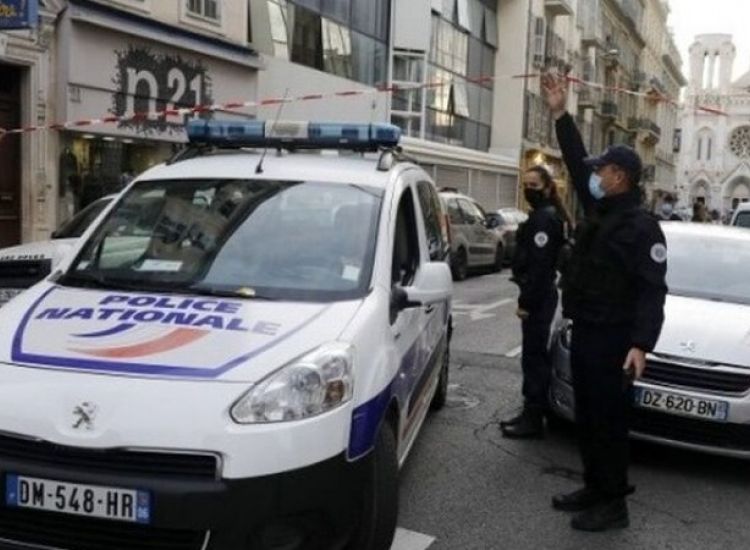 Μακελειό στη Γαλλία - Άνδρας σκότωσε 3 αστυνομικούς - Κρατούσε όμηρο τη σύζυγο