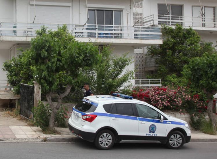 Οικογένεια στην Κρήτη κρατούσε με τη βία 25χρονη και την εξέδιδε καθημερινά