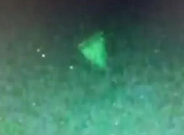 Αυθεντικό το βίντεο με… UFO που παρενοχλούν πλοία του Αμερικανικού Ναυτικού, λέει το Πεντάγωνο (video)