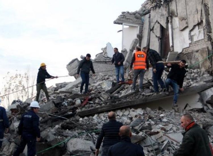 Η Αλβανία μετρά τις πληγές της: 48 νεκροί από τον σεισμό