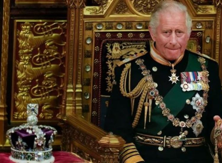 Ο Κάρολος είναι πλέον ο βασιλιάς του Ηνωμένου Βασιλείου