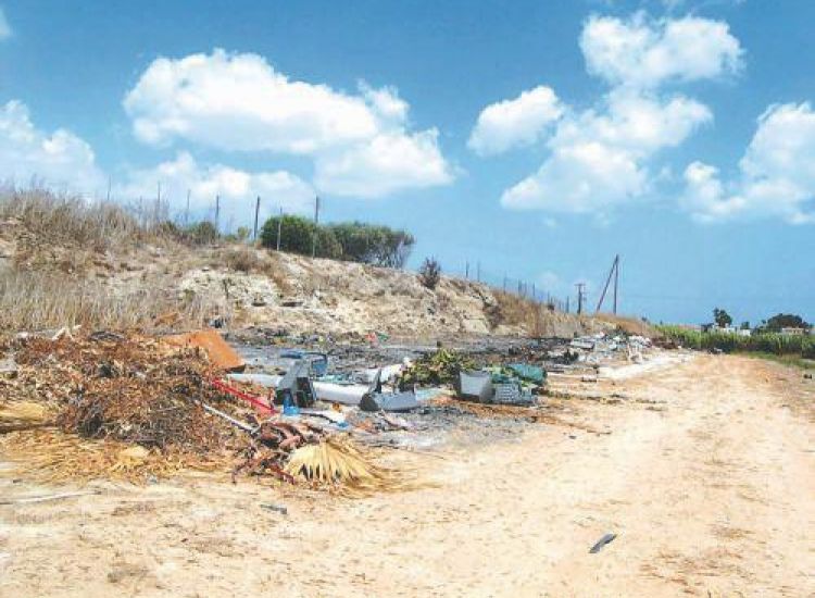 Αμμόχωστος: Τεράστιο πρόβλημα από τα σκουπίδια