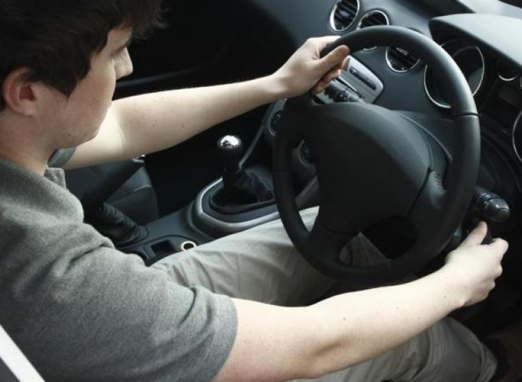 ΑΓΙΑ ΝΑΠΑ: 16χρονος οδηγούσε επικίνδυνα χωρίς τη συγκατάθεση του πατέρα του