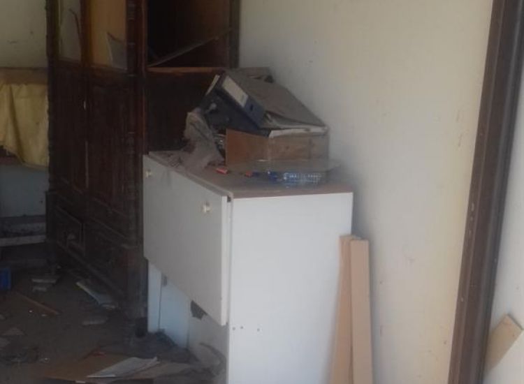 Βόμβα στην οικία Πυρίλλη: "Άνανδρη και εγκληματική ενέργεια"