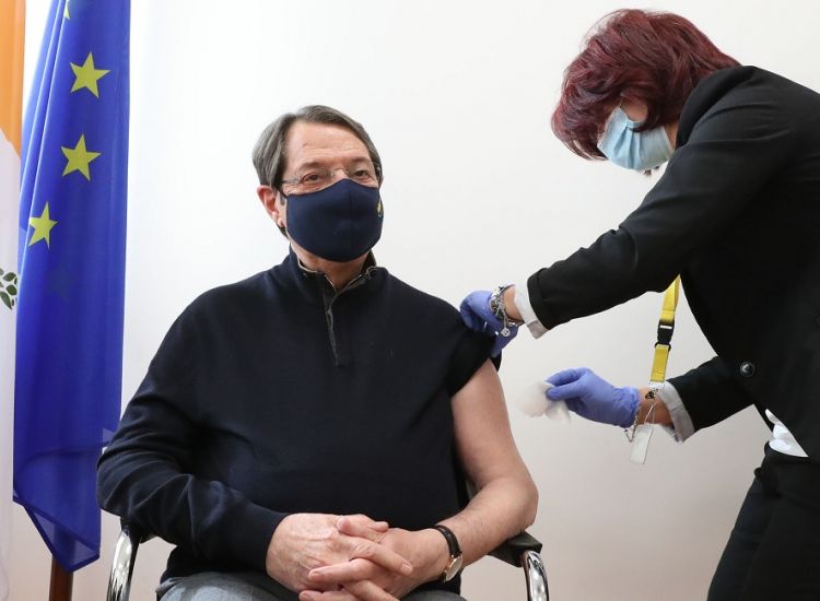 Τη δεύτερη δόση του εμβολίου λαμβάνει σήμερα ο Πρόεδρος Αναστασιάδης