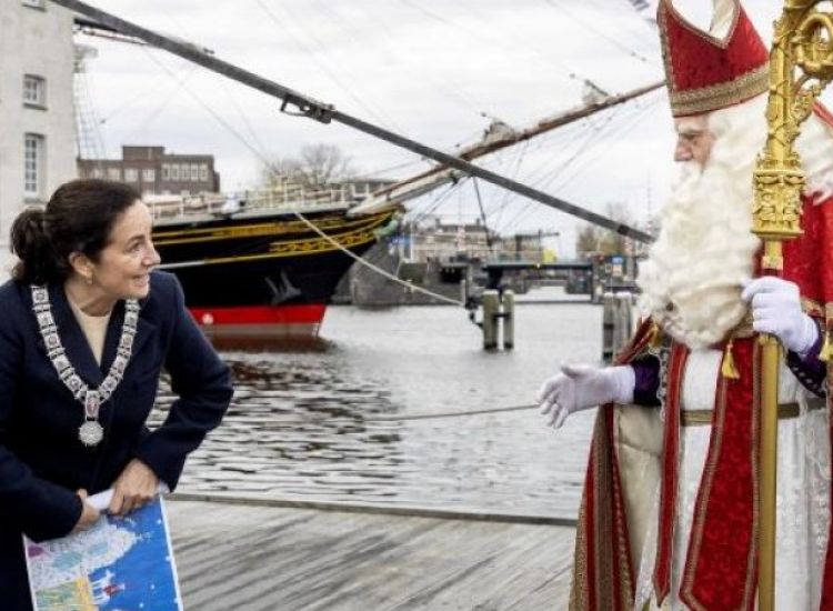 Βέλγος ντυμένος Sinterklaas μόλυνε 118 άτομα σε γηροκομείο στην Αμβέρσα