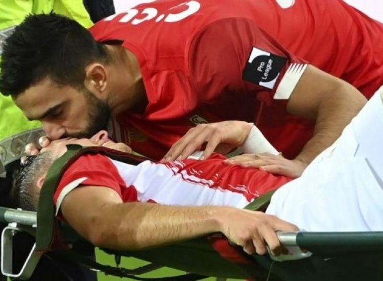 Σοκαριστικός τραυματισμός και φιλί συμπαράστασης από Λαΐφη (ΒΙΝΤΕΟ)