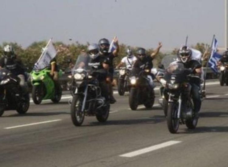 Μεγάλη πορεία μοτοσικλετιστών για τα 26 χρόνια από τις δολοφονίες των Ισαάκ-Σολωμού