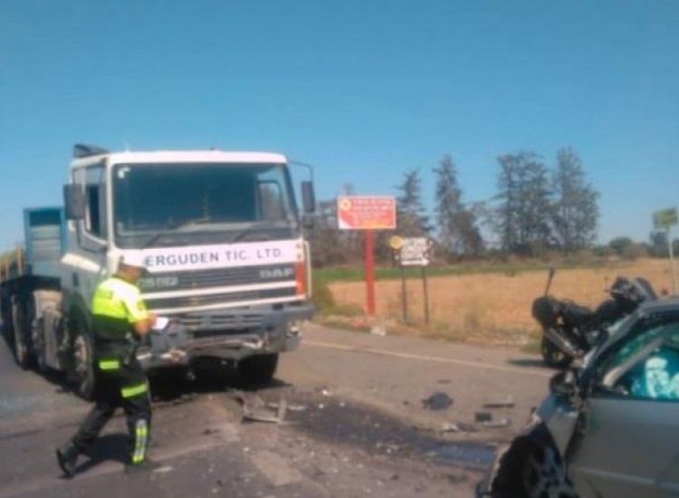 Νεκρός Ελληνοκύπριος σε τροχαίο στα κατεχόμενα-Βίαιη σύγκρουση με φορτηγό (pics)